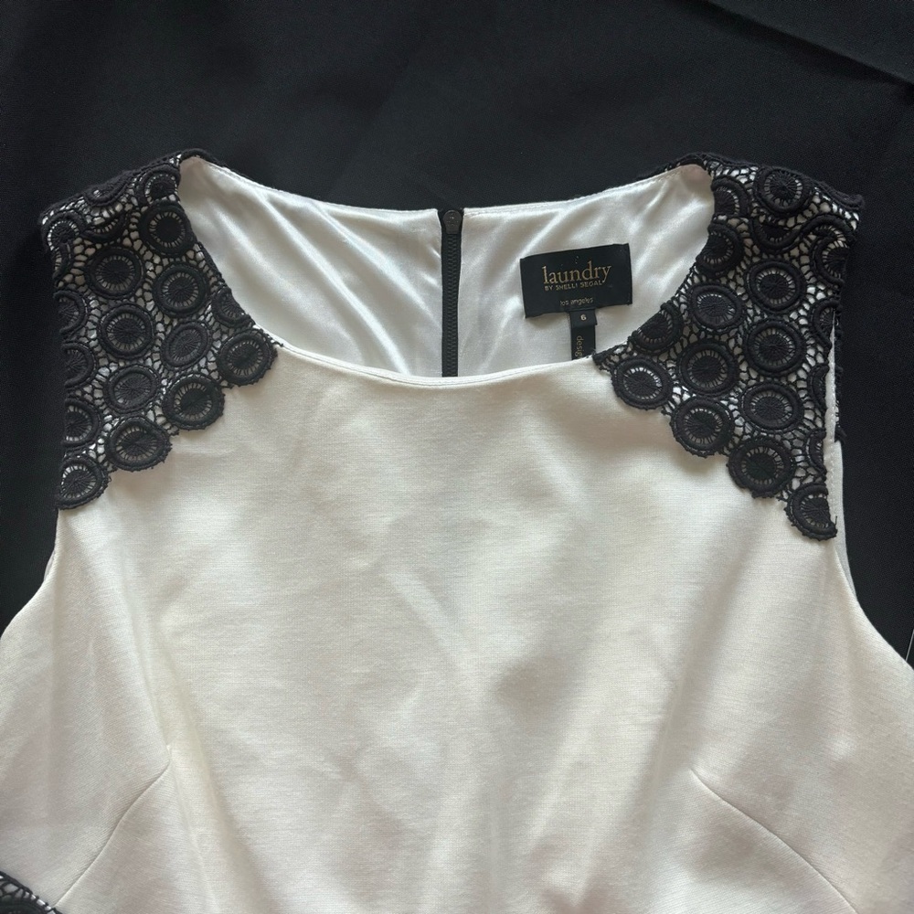 ❤️2/$15 or 3/$21❤️ NWT Laundry by Shelli Segal Ivory/Black Lace Dress, Size 6 - Picture 5 of 13